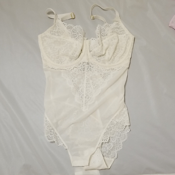 Bravissimo Ivory Lace Bodysuit - Picture 1 of 8